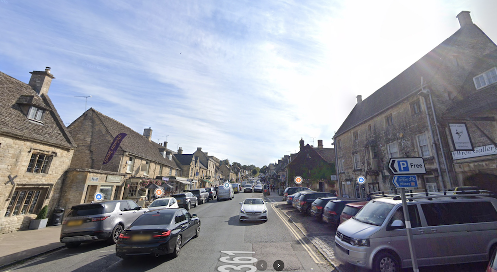 Burford Oxford OX18 Freehold Ground Rent Investment form Sale
